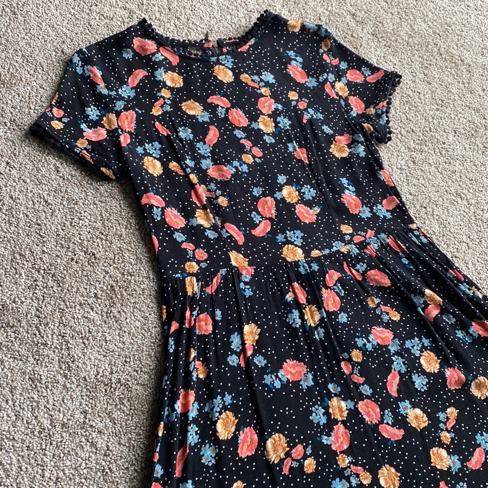 EUC Womens Xhilararion by Target Med Casual Floral Dress in Black, pink, orange